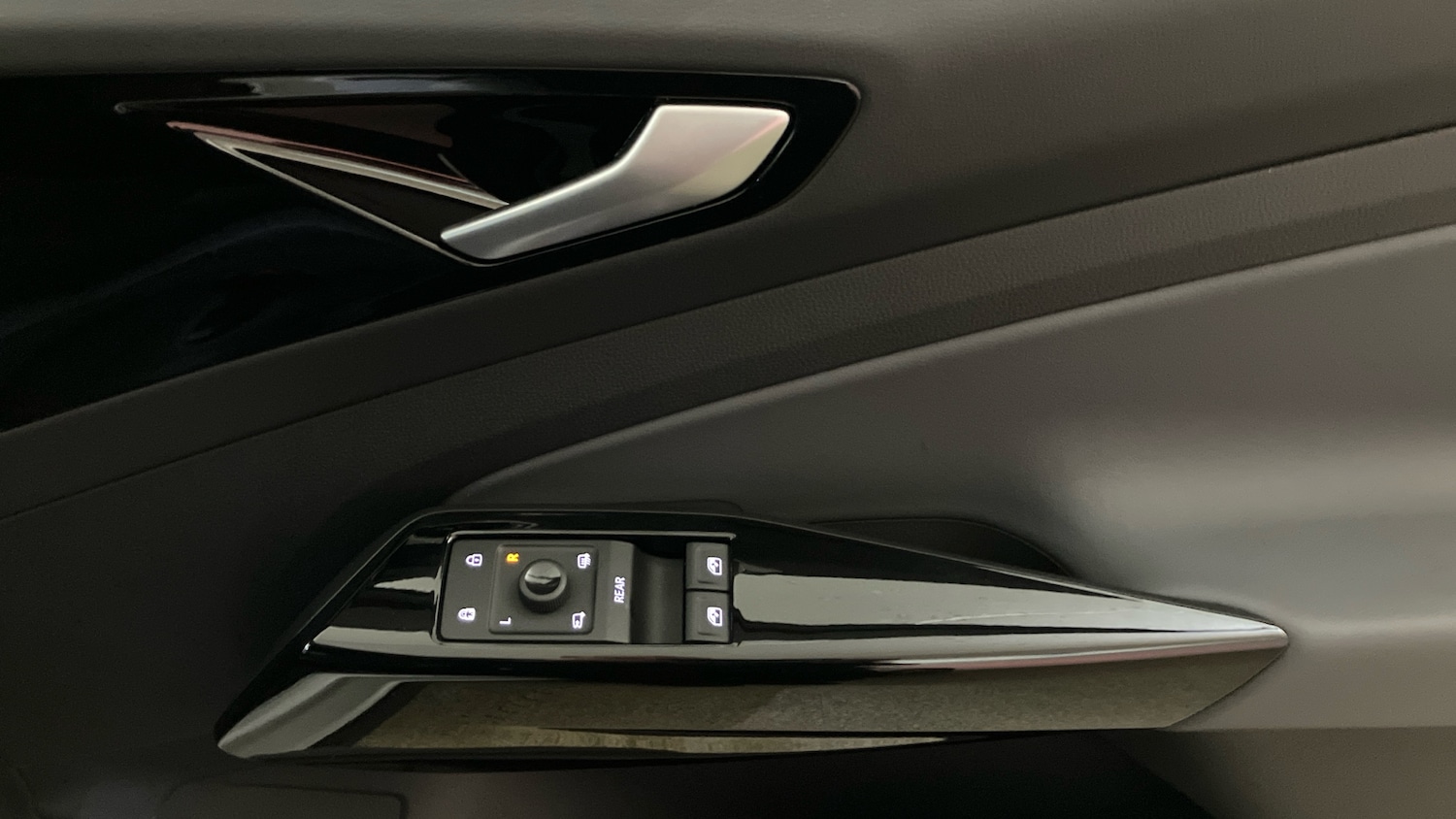 Used Volkswagen ID.4 2025 for sale - 78064328: Photo 19