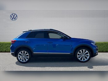 Used Volkswagen T-Roc 2020 for sale - 78325304: Photo
