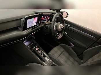 Used Volkswagen Golf 2021 for sale - 77337490: Photo