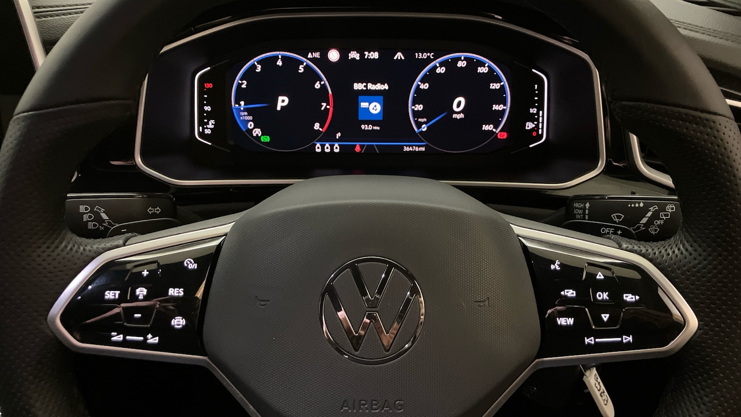 Used Volkswagen T-Roc 2023 for sale - 76329879: Photo 10