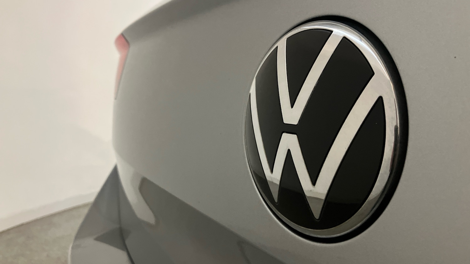 Used Volkswagen T-Roc 2023 for sale - 76329879: Photo 27