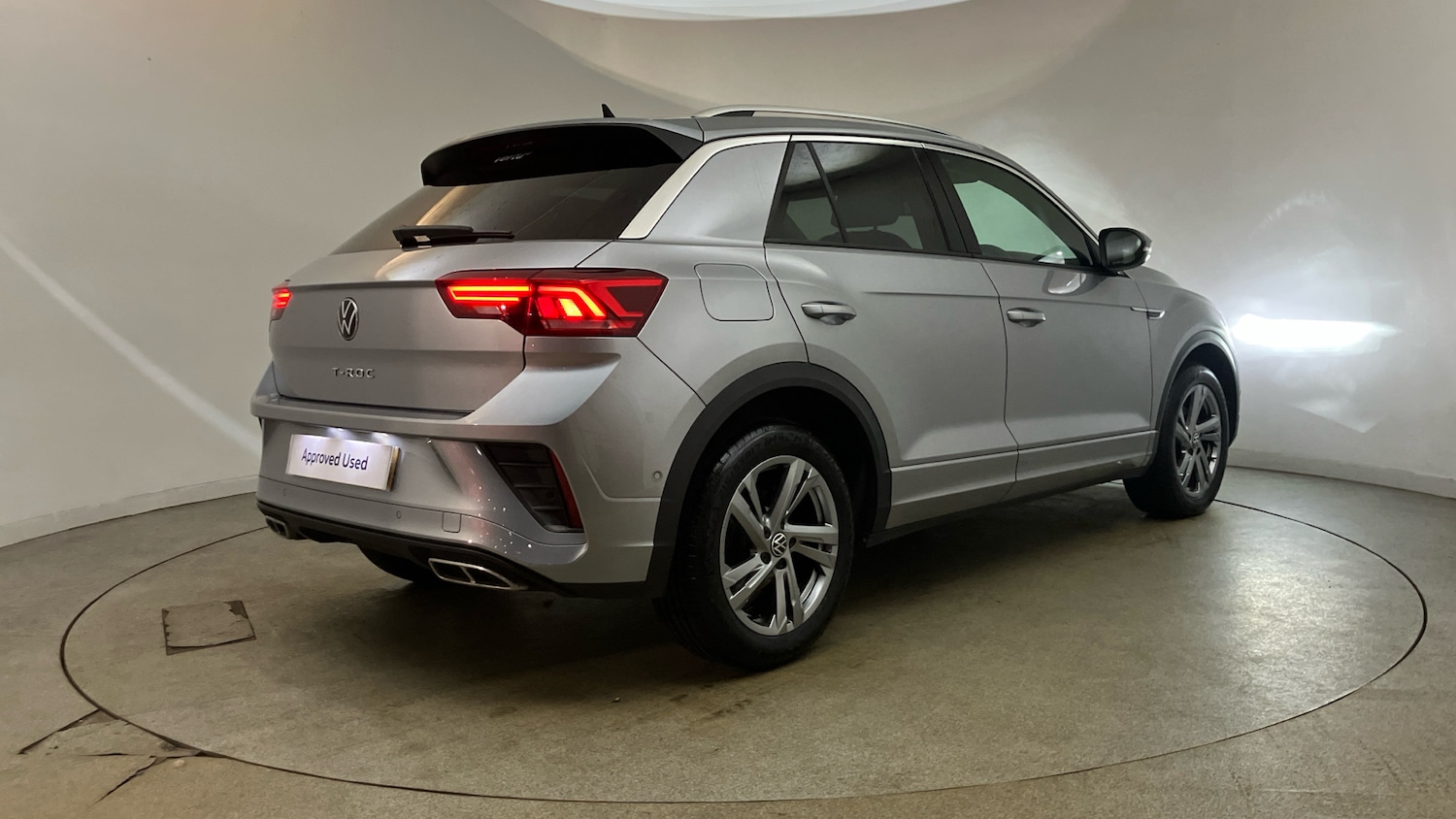 Used Volkswagen T-Roc 2023 for sale - 76329879: Photo 35