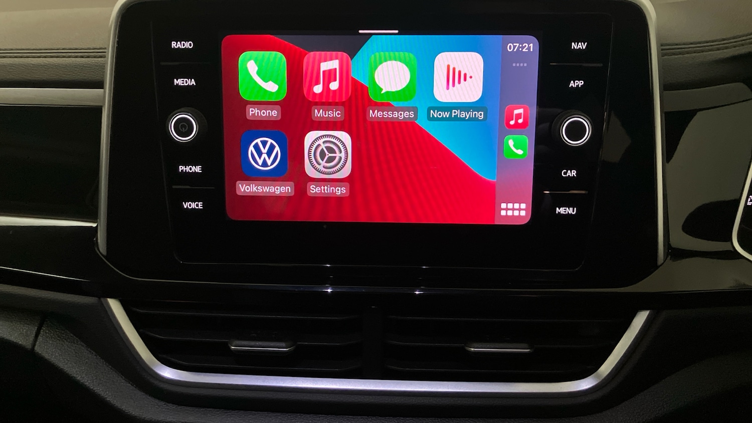 Used Volkswagen T-Roc 2023 for sale - 76329879: Photo 41