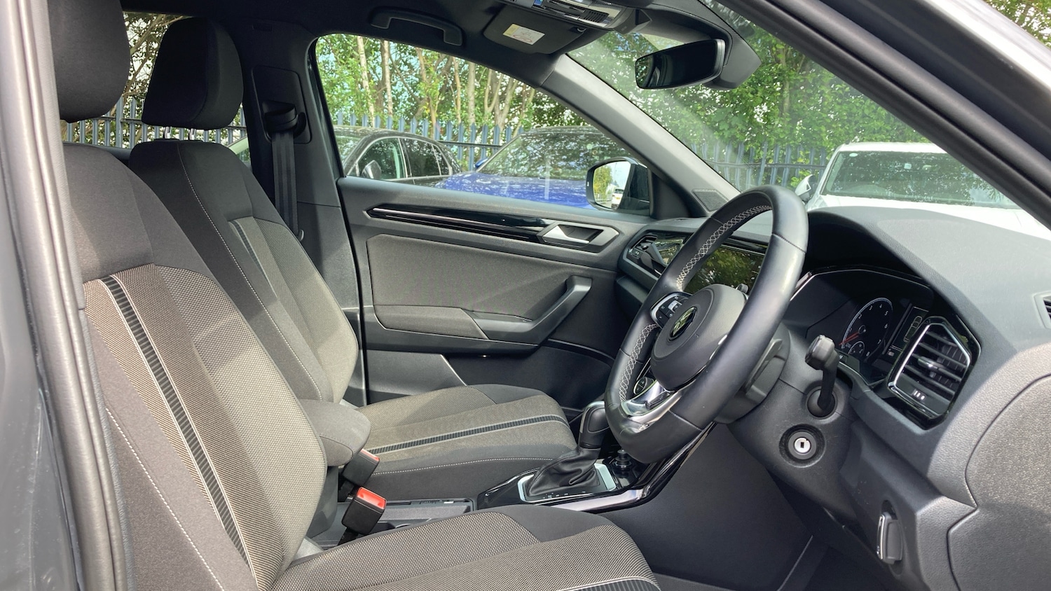 Used Volkswagen T-Roc 2021 for sale - 76598491: Photo 15