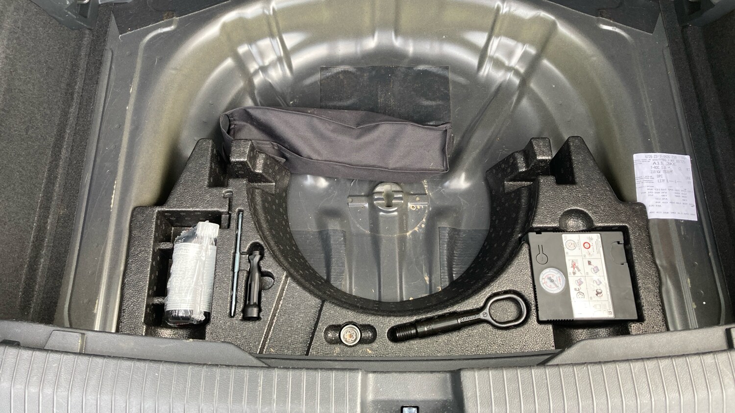 Used Volkswagen T-Roc 2021 for sale - 76598491: Photo 28