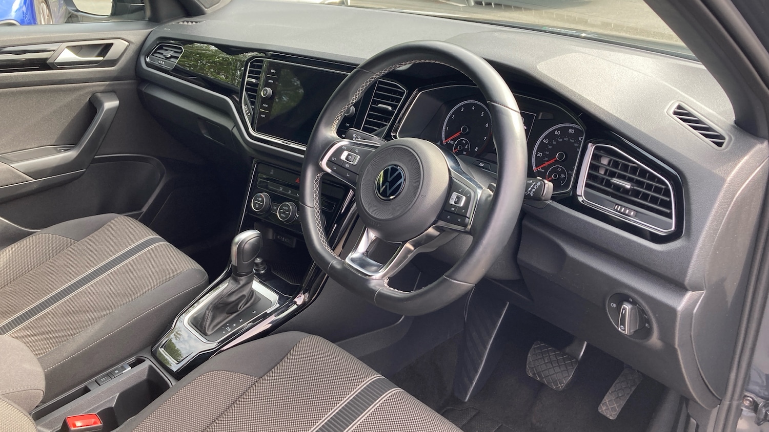 Used Volkswagen T-Roc 2021 for sale - 76598491: Photo 6