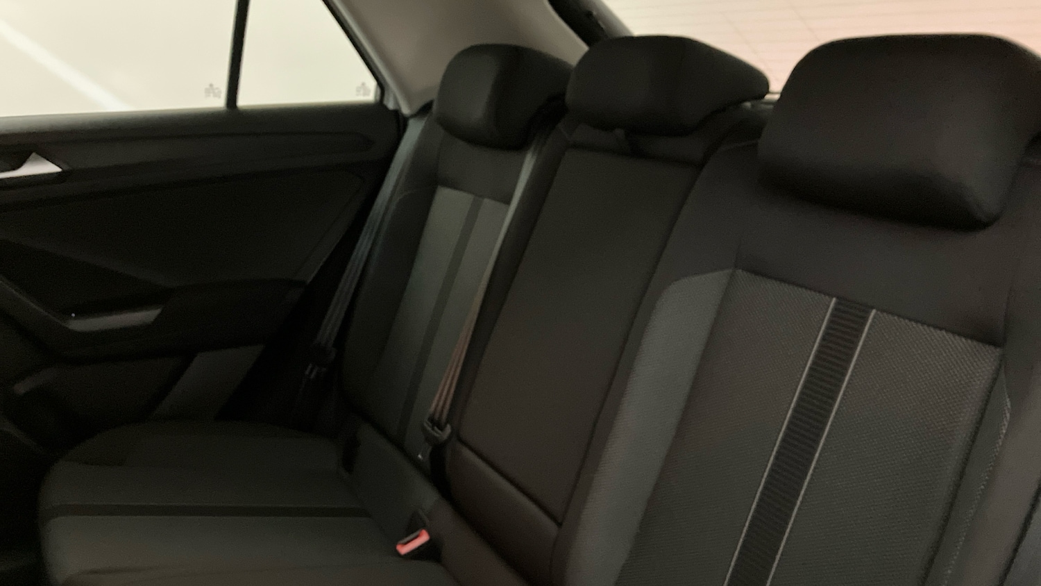 Used Volkswagen T-Roc 2023 for sale - 76101262: Photo 16