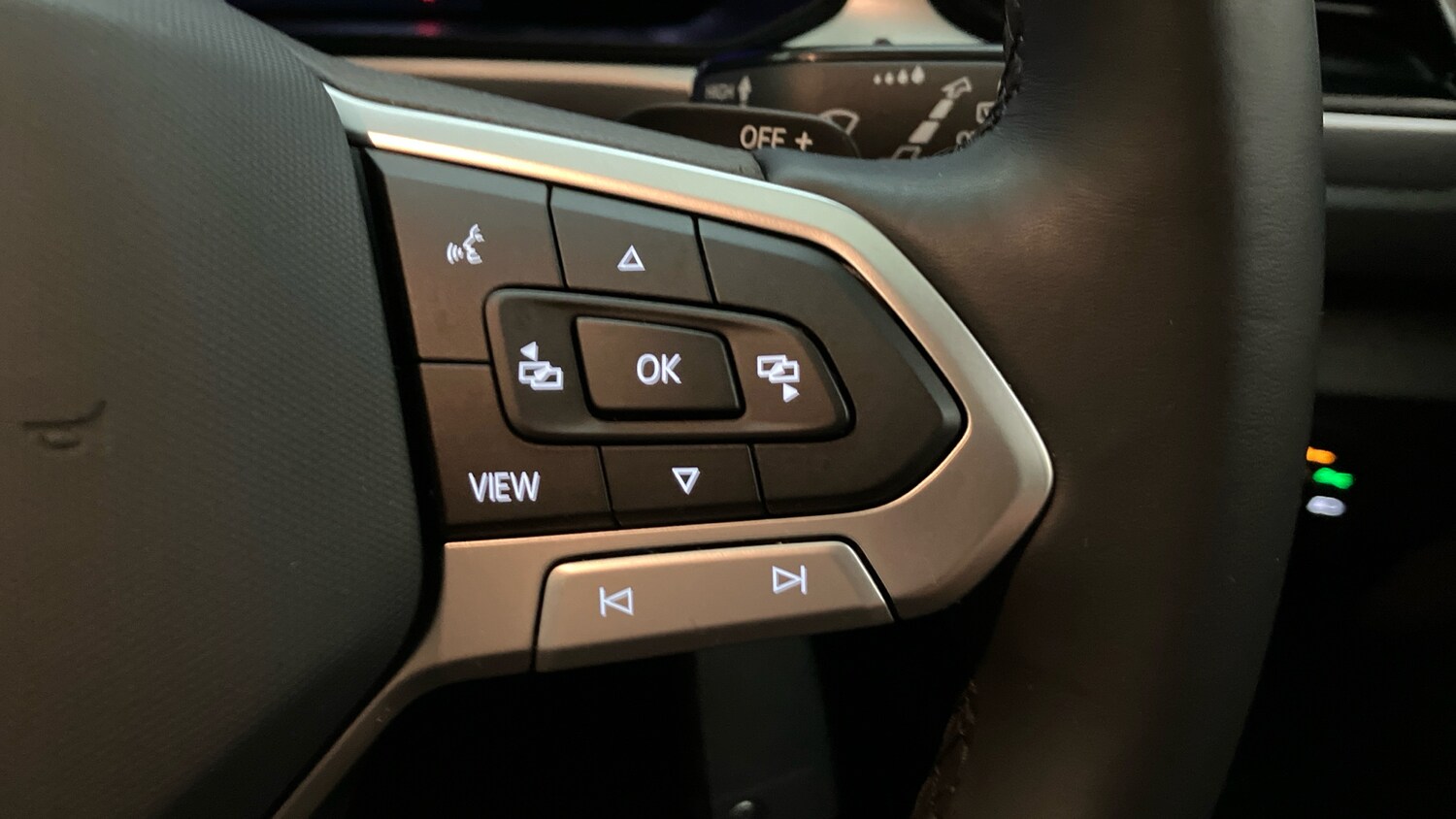 Used Volkswagen T-Roc 2023 for sale - 76101262: Photo 18