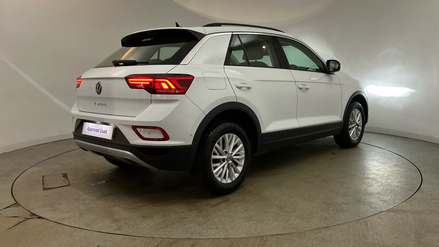 Used Volkswagen T-Roc 2023 for sale - 76101262: Photo 33