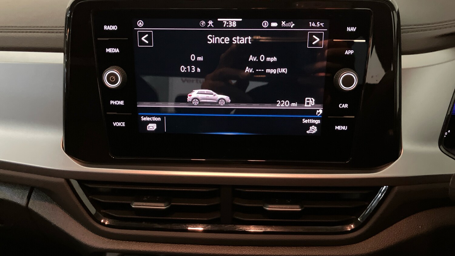 Used Volkswagen T-Roc 2023 for sale - 76101262: Photo 44