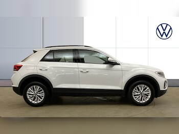 Used Volkswagen T-Roc 2023 for sale - 76101262: Photo 4