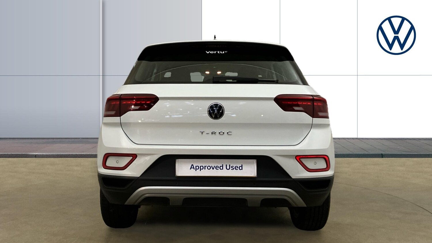 Used Volkswagen T-Roc 2023 for sale - 76101262: Photo 8