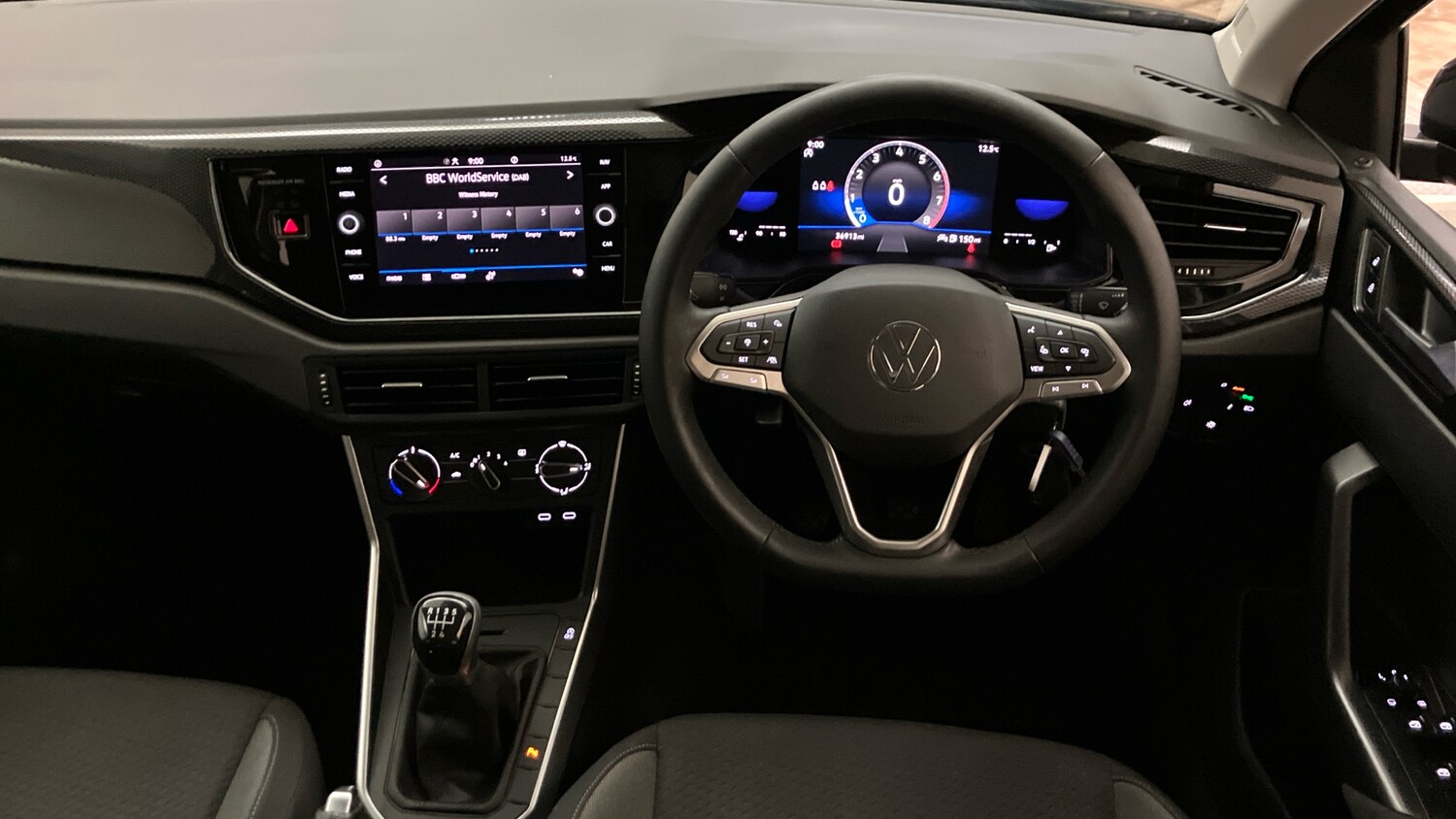 Used Volkswagen Polo 2022 for sale - 76220674: Photo 9