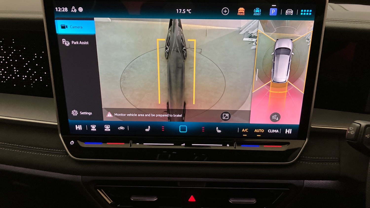 Used Volkswagen Touran 2025 for sale - 77025272: Photo 24