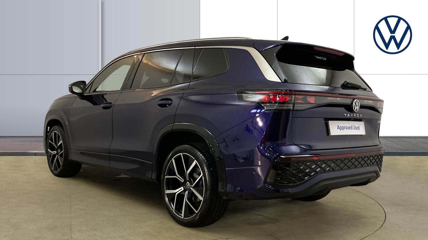 Used Volkswagen Touran 2025 for sale - 77025272: Photo 3