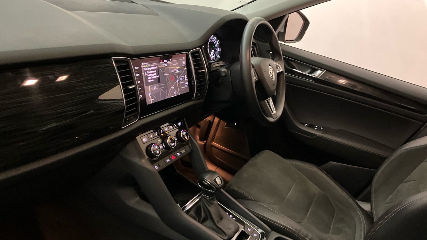 Used Skoda Kodiaq 2020 for sale - 76625598: Photo 2