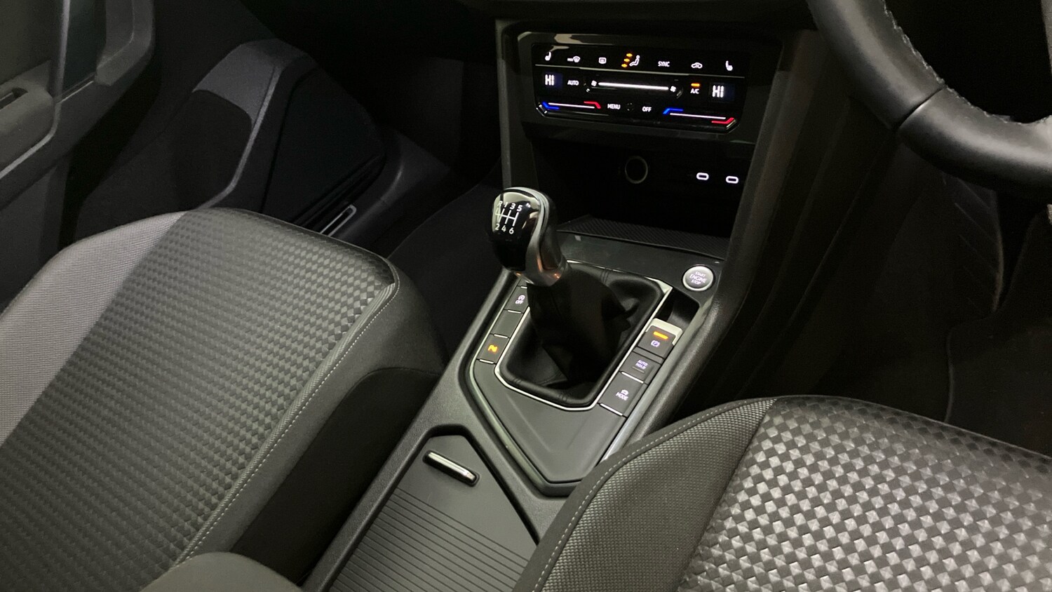 Used Volkswagen Tiguan 2022 for sale - 77790083: Photo 14