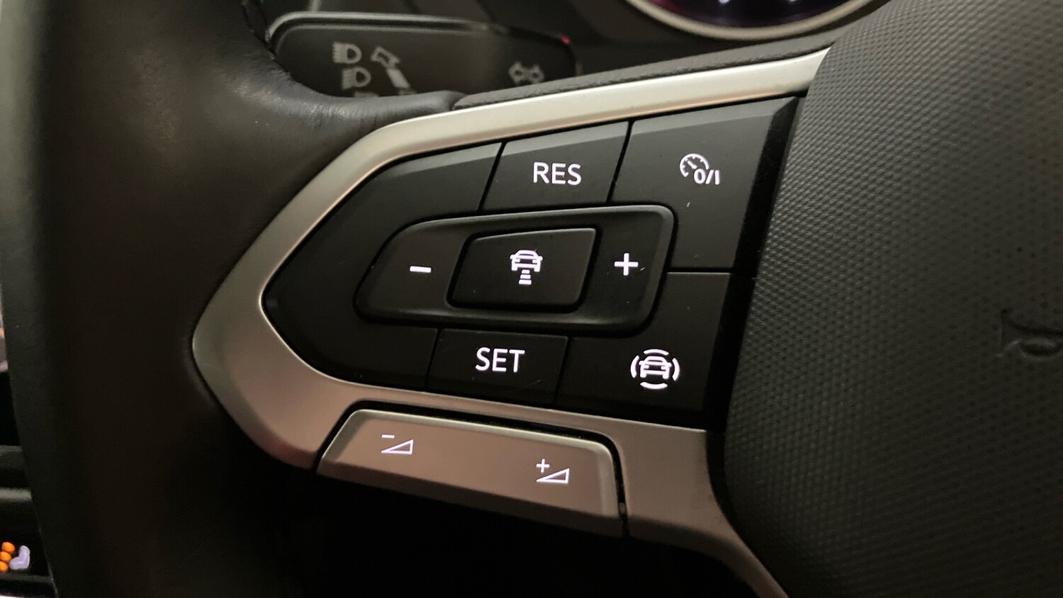 Used Volkswagen Tiguan 2022 for sale - 77790083: Photo 17