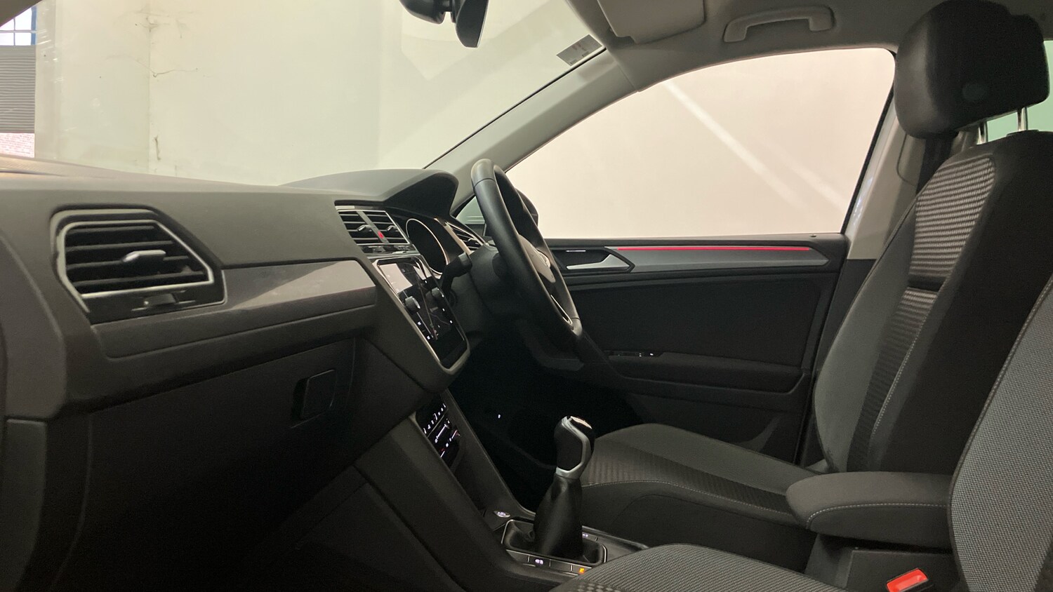 Used Volkswagen Tiguan 2022 for sale - 77790083: Photo 25