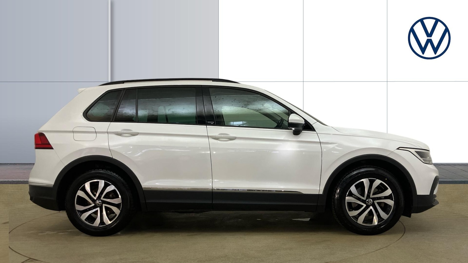 Used Volkswagen Tiguan 2022 for sale - 77790083: Photo 4