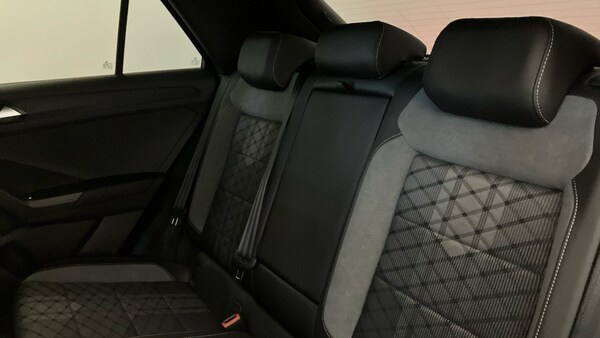 Used Volkswagen T-Roc 2025 for sale - 75661817: Photo 16