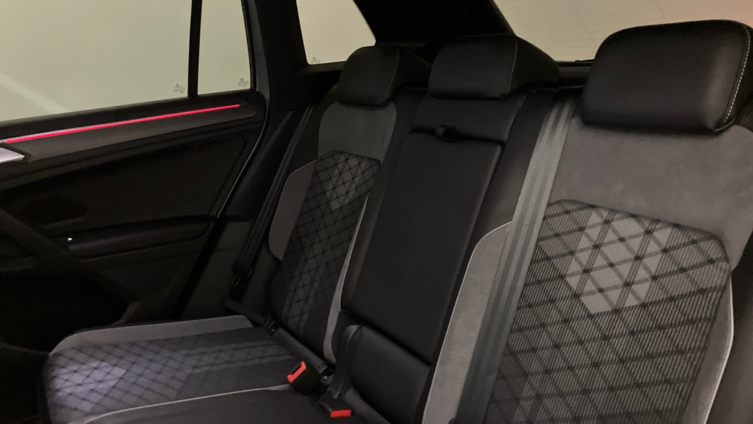 Used Volkswagen Tiguan 2024 for sale - 76450227: Photo 16