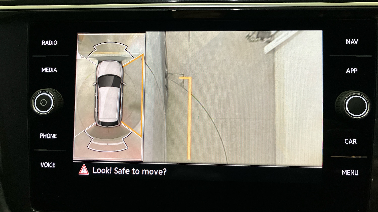 Used Volkswagen Tiguan 2024 for sale - 76450227: Photo 24