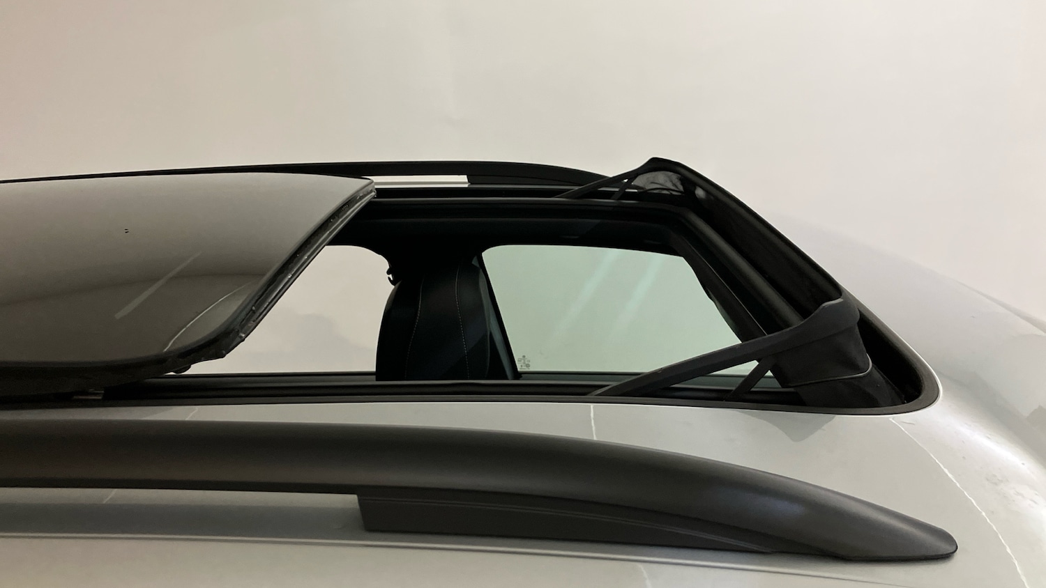 Used Volkswagen Tiguan 2024 for sale - 76450227: Photo 32