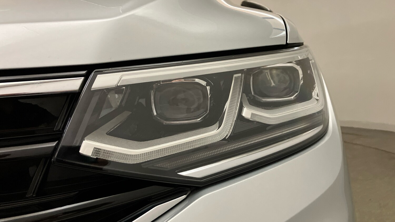 Used Volkswagen Tiguan 2024 for sale - 76450227: Photo 37