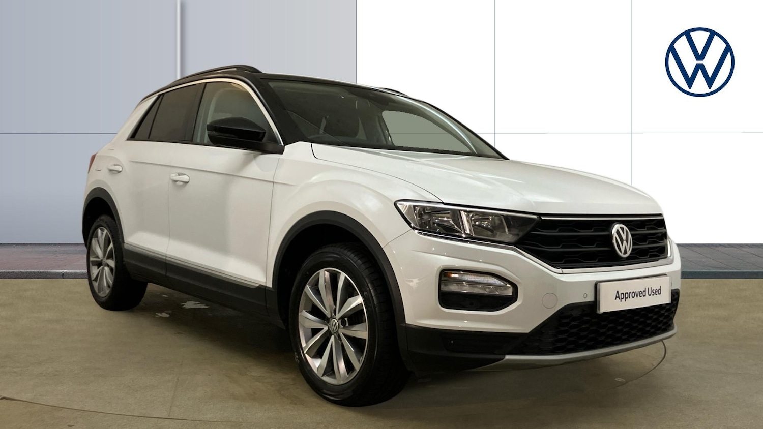 Used Volkswagen T-Roc 2018 for sale - 77288937: Photo 1