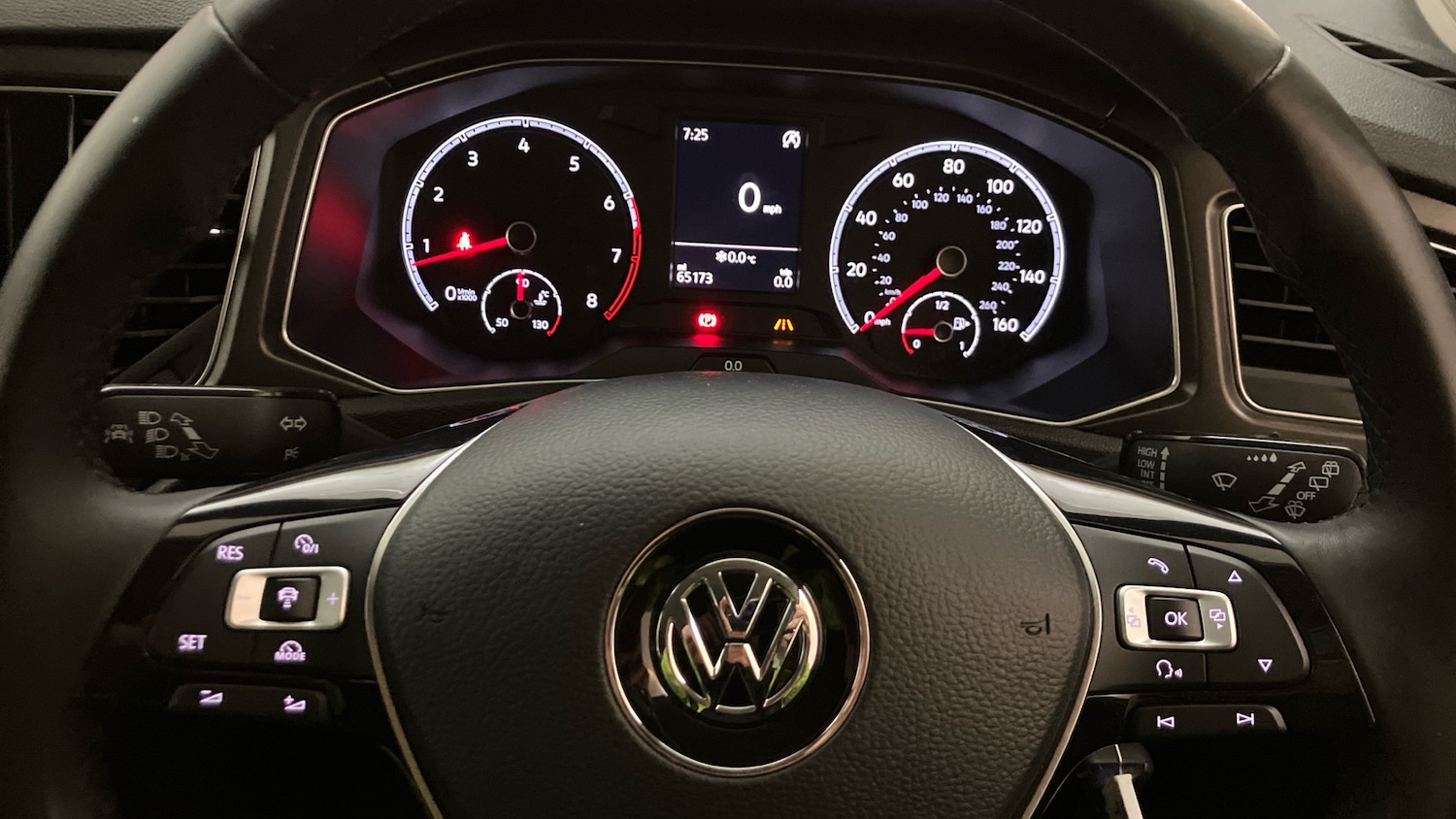 Used Volkswagen T-Roc 2018 for sale - 77288937: Photo 10