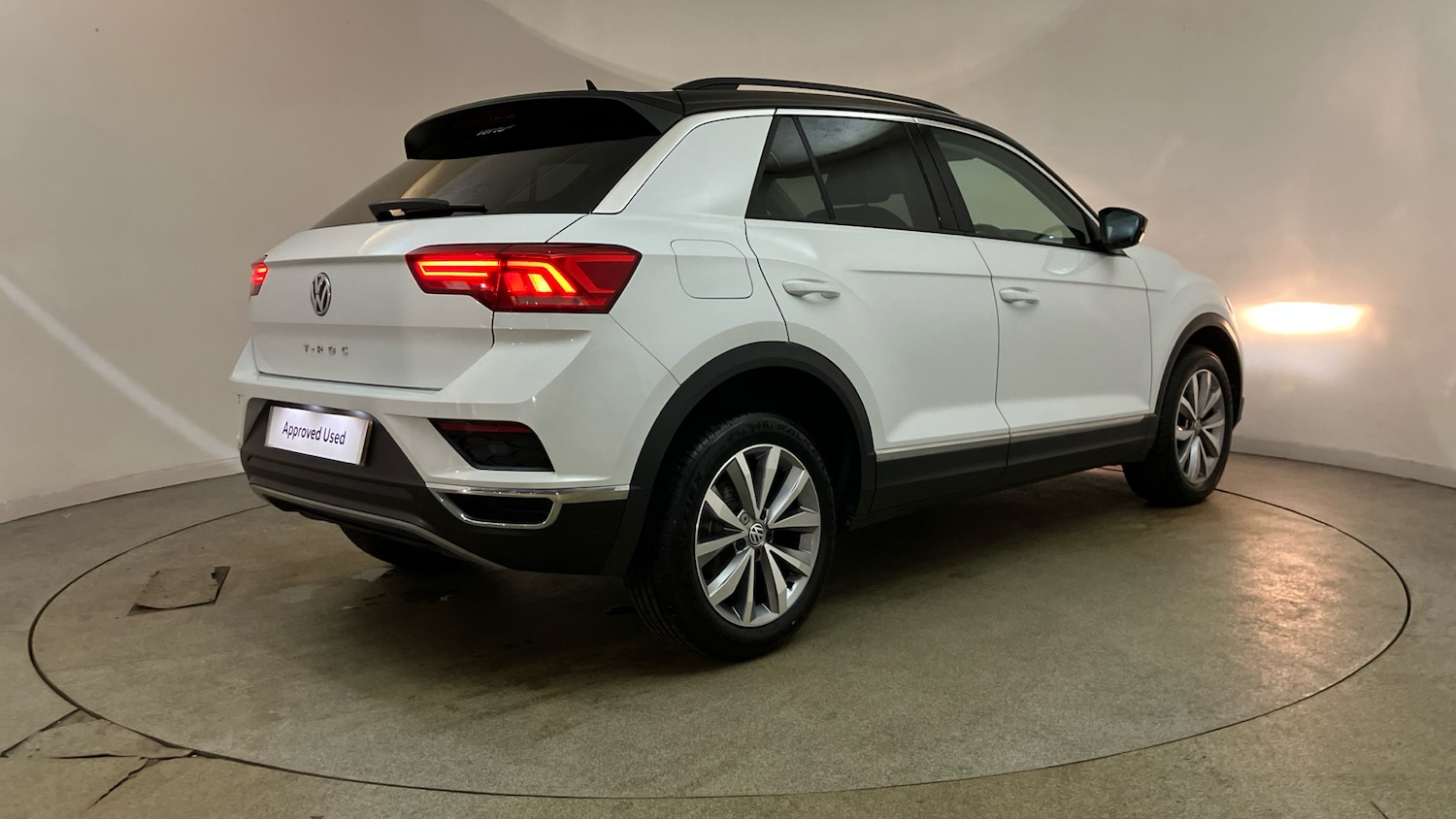 Used Volkswagen T-Roc 2018 for sale - 77288937: Photo 31