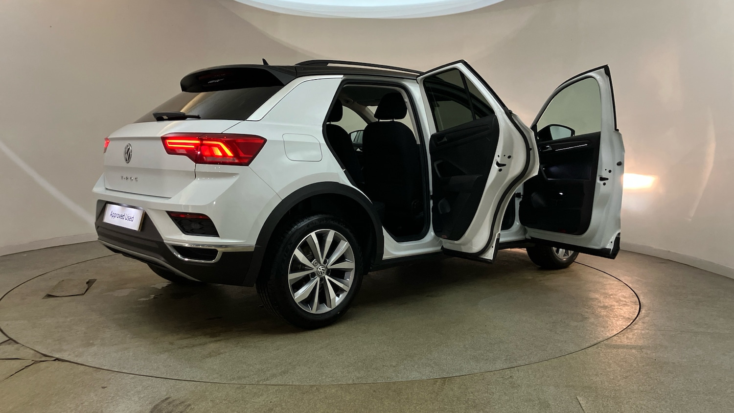 Used Volkswagen T-Roc 2018 for sale - 77288937: Photo 45