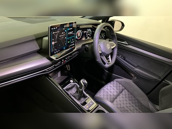 Used Volkswagen Golf 2025 for sale - 77883748: Photo