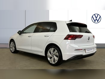 Used Volkswagen Golf 2024 for sale - 76354911: Photo