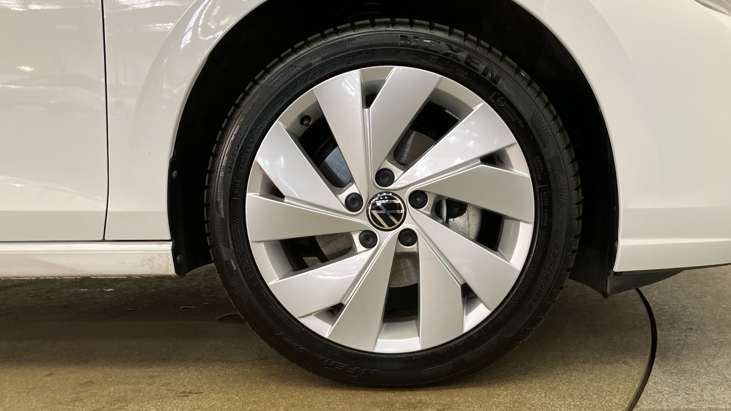 Used Volkswagen Golf 2024 for sale - 76354911: Photo 5