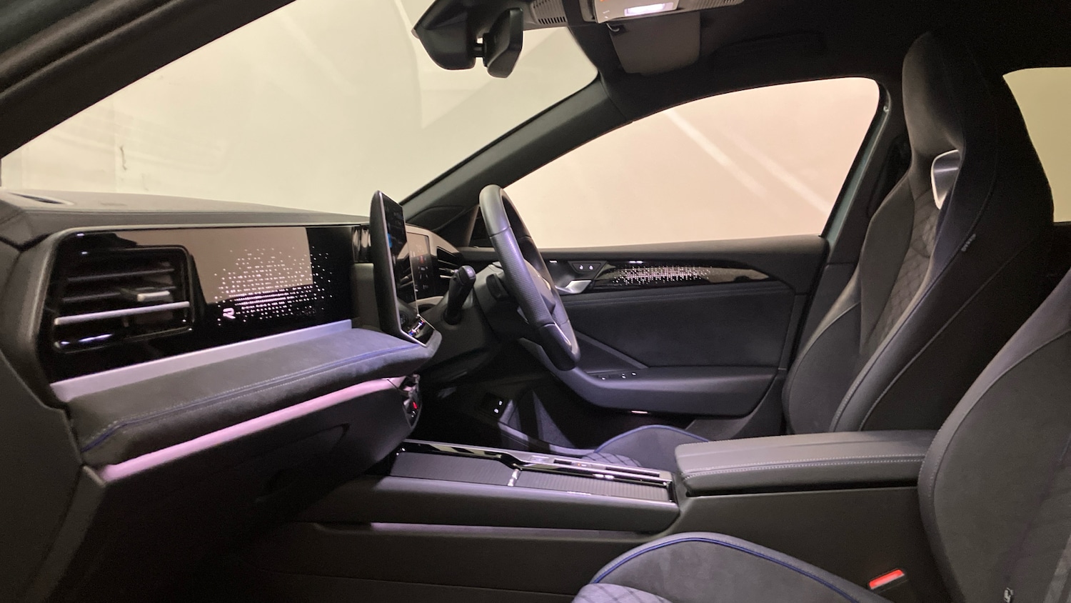 Used Volkswagen Passat 2025 for sale - 76696877: Photo 27