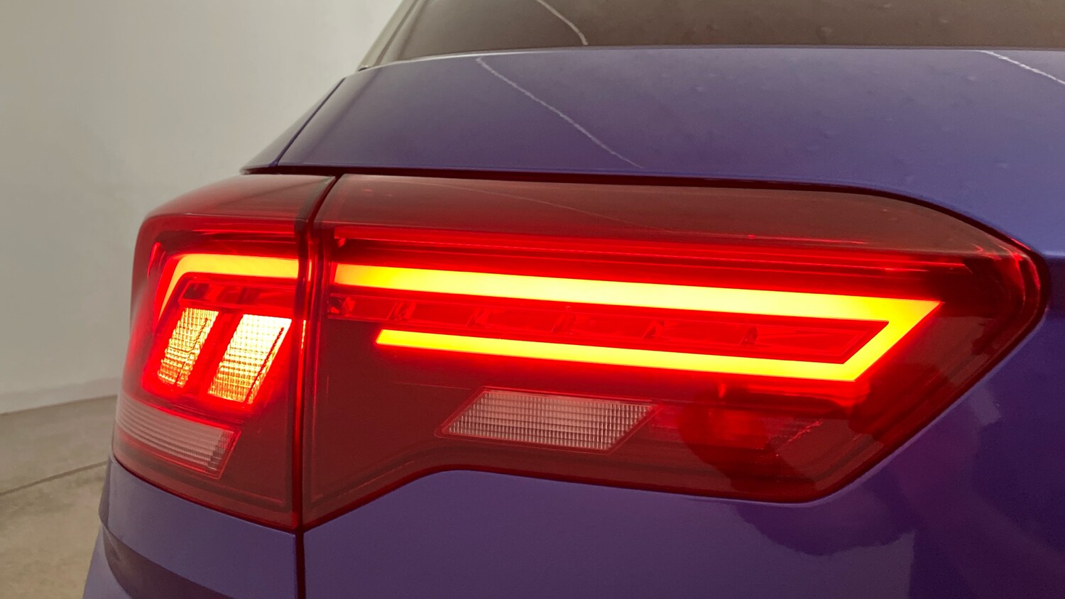 Used Volkswagen T-Roc 2021 for sale - 76564916: Photo 33