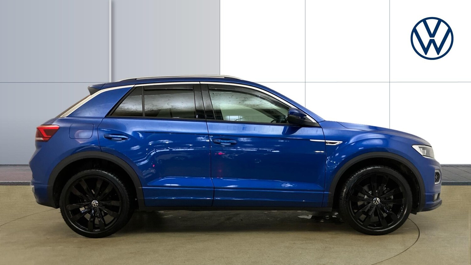 Used Volkswagen T-Roc 2021 for sale - 76564916: Photo 4