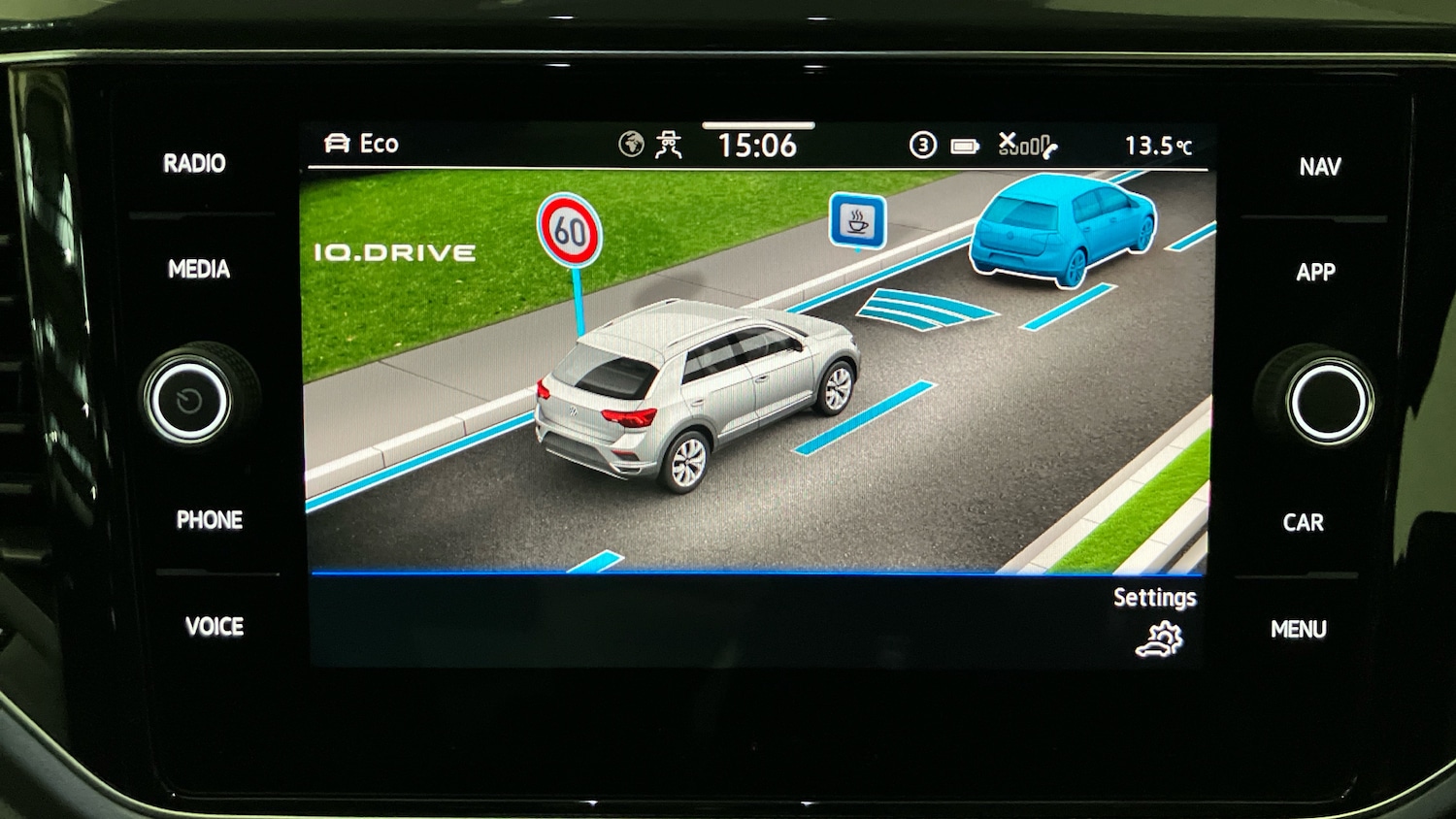 Used Volkswagen T-Roc 2021 for sale - 76564916: Photo 41