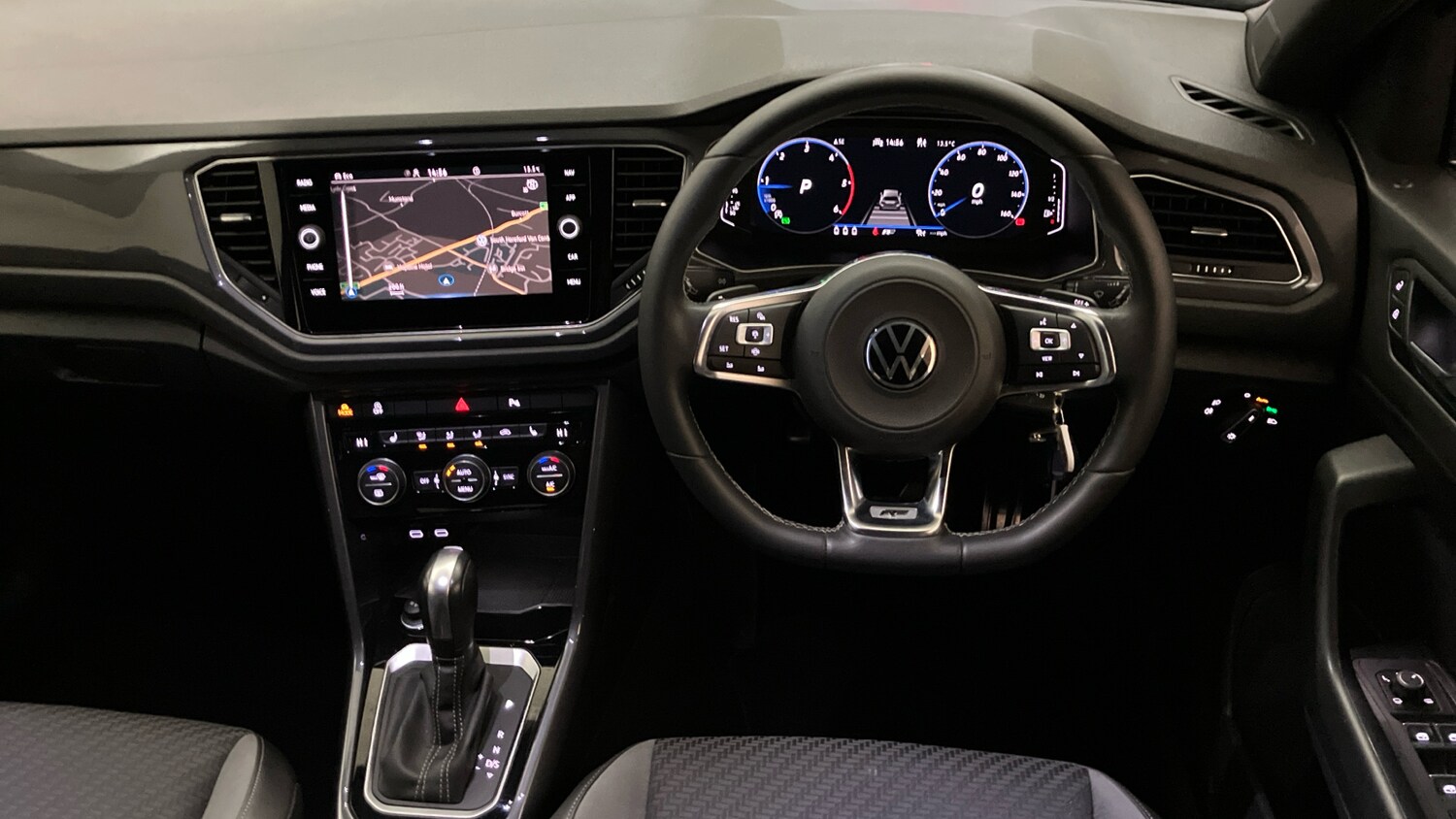 Used Volkswagen T-Roc 2021 for sale - 76564916: Photo 9