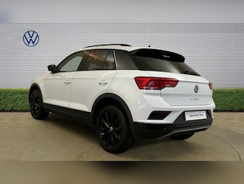 Used Volkswagen T-Roc 2021 for sale - 77804356: Photo