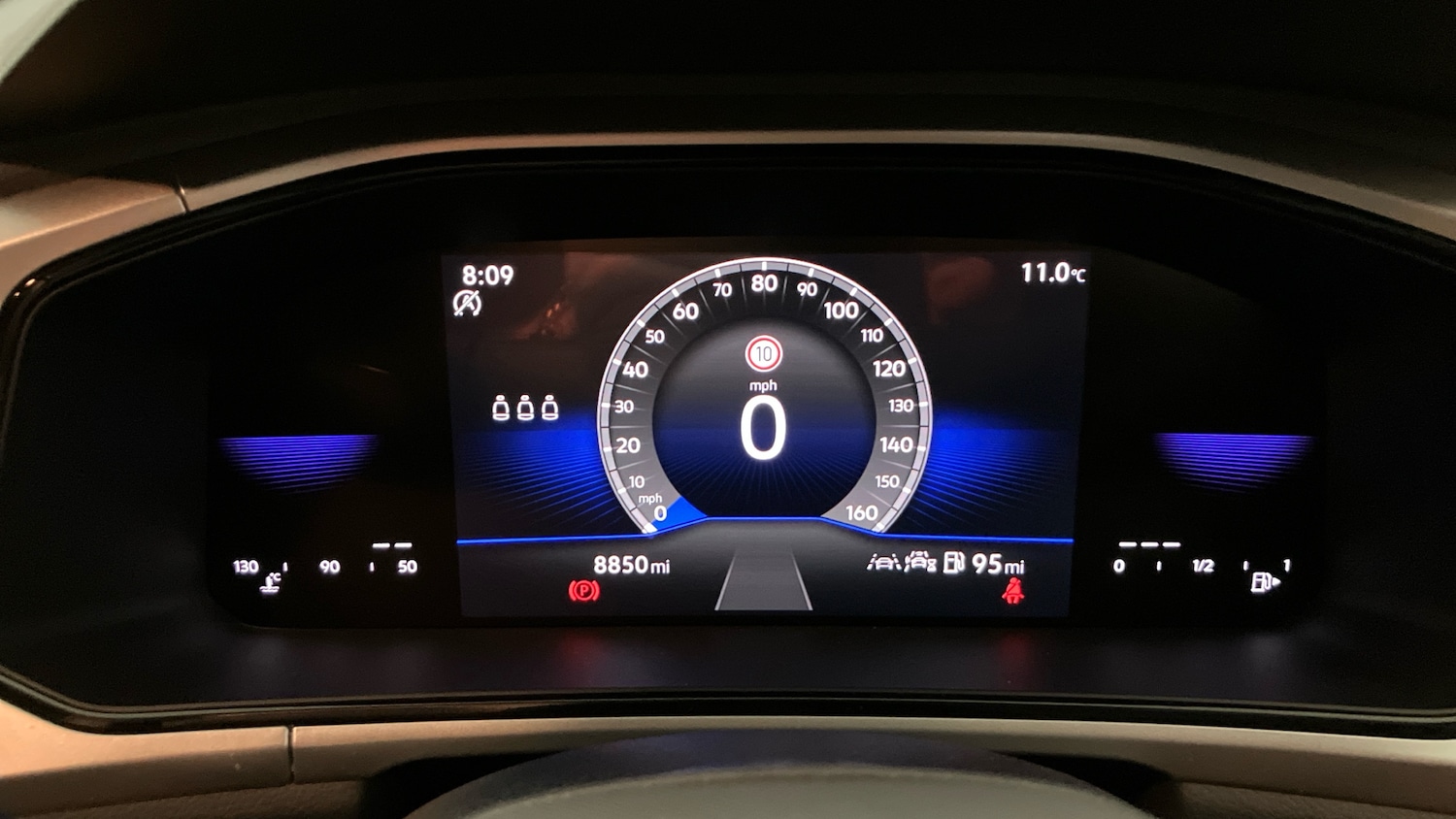 Used Volkswagen T-Roc 2025 for sale - 76796794: Photo 11