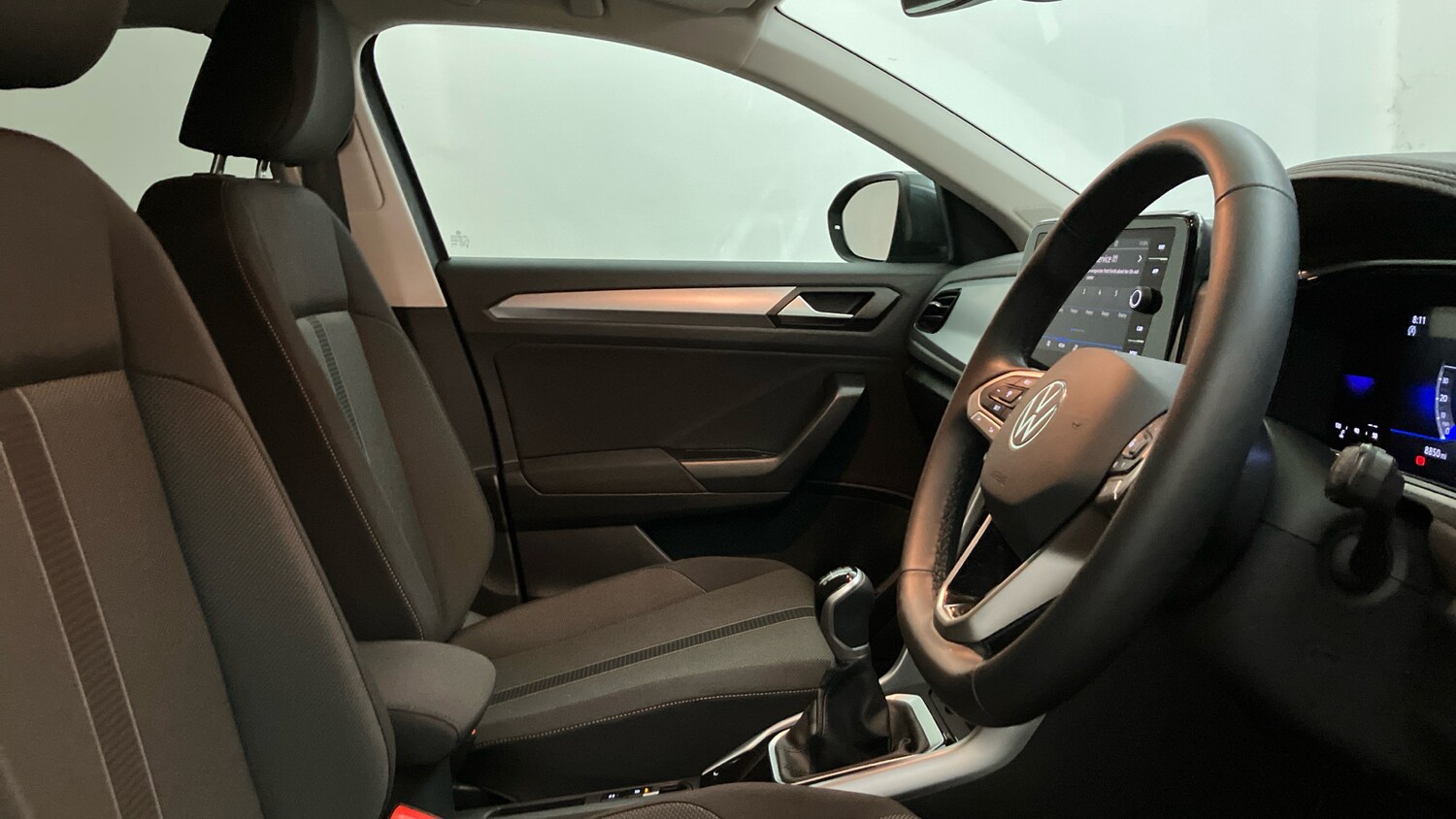 Used Volkswagen T-Roc 2025 for sale - 76796794: Photo 15