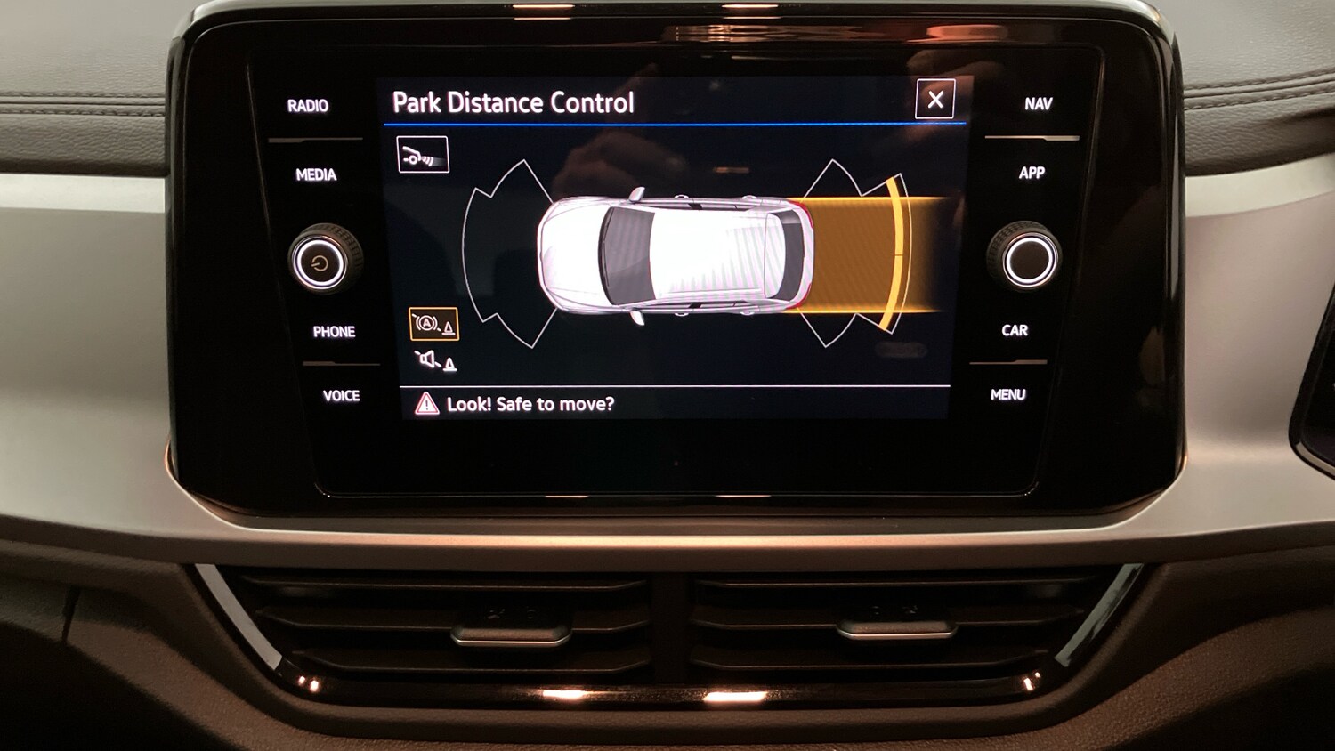 Used Volkswagen T-Roc 2025 for sale - 76796794: Photo 22