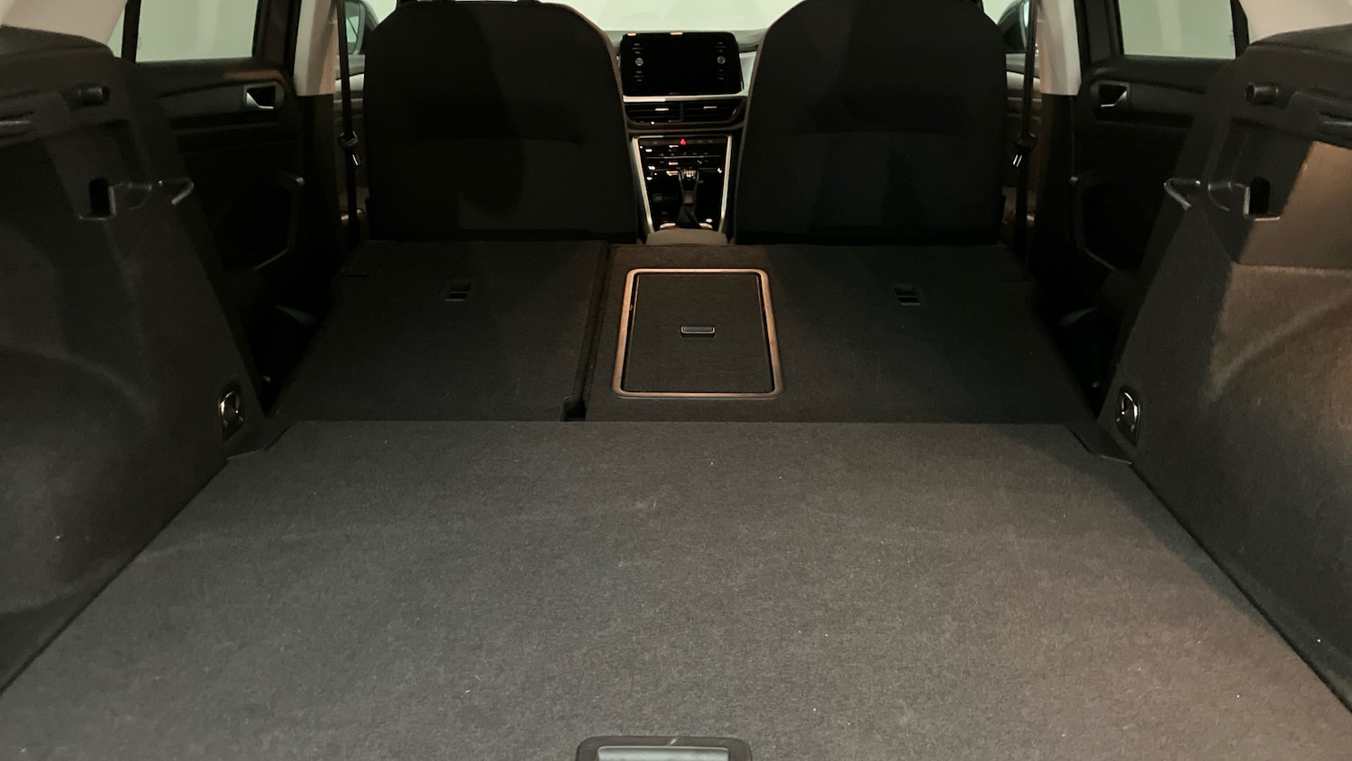 Used Volkswagen T-Roc 2025 for sale - 76796794: Photo 35