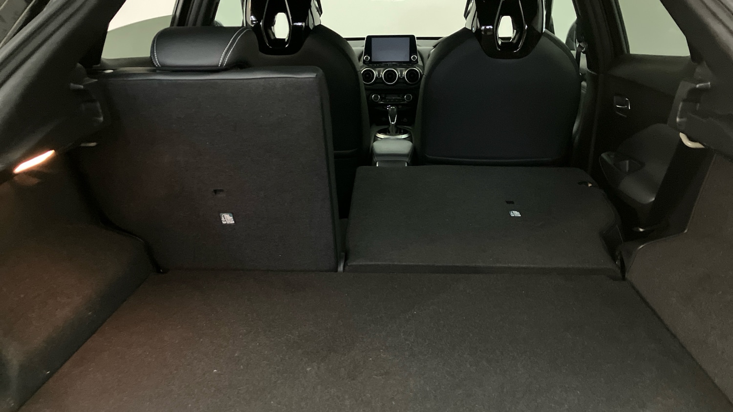 Used Nissan Juke 2021 for sale - 76253083: Photo 32