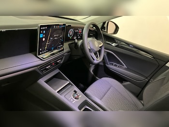 Used Volkswagen Tiguan 2025 for sale - 77983895: Photo