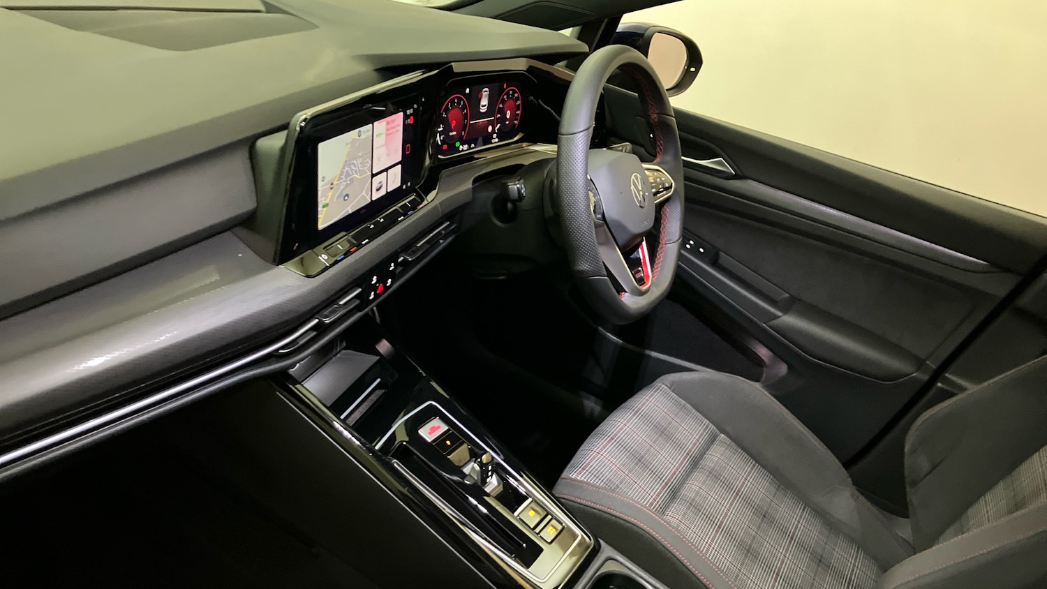 Used Volkswagen Golf 2024 for sale - 76507247: Photo 2