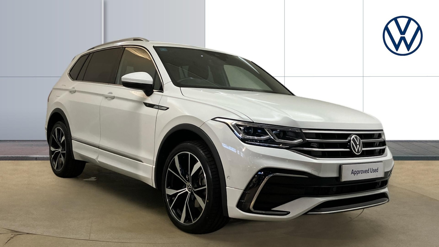 Used Volkswagen Tiguan Allspace 2023 for sale - 76048923: Photo 1
